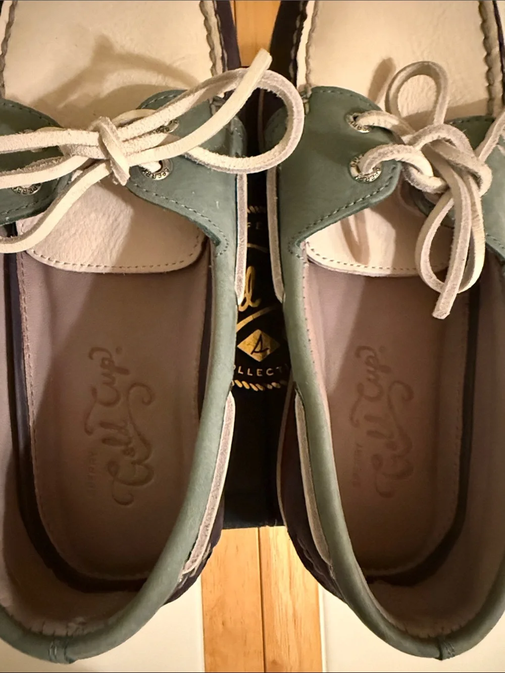 Sperry Men’s Gold Cup Collection Boat Shoes Navy/Reef/Ivory Lambskin Lined